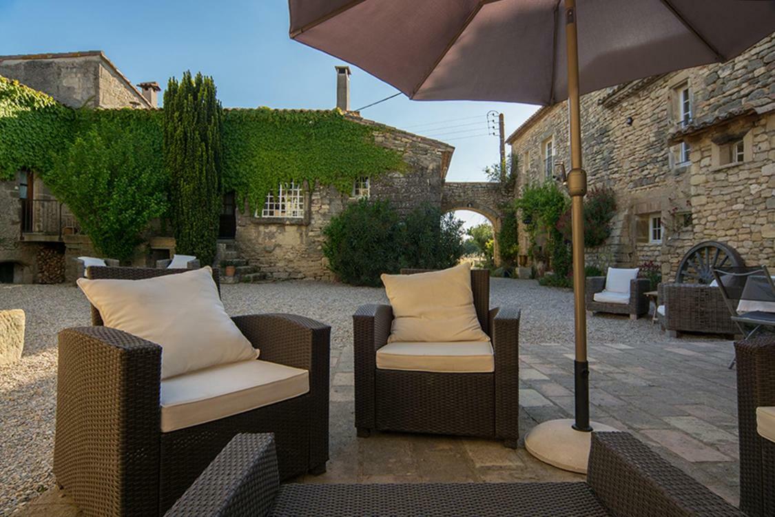 Mas De La Rivoire B&B Villevieille Exteriér fotografie